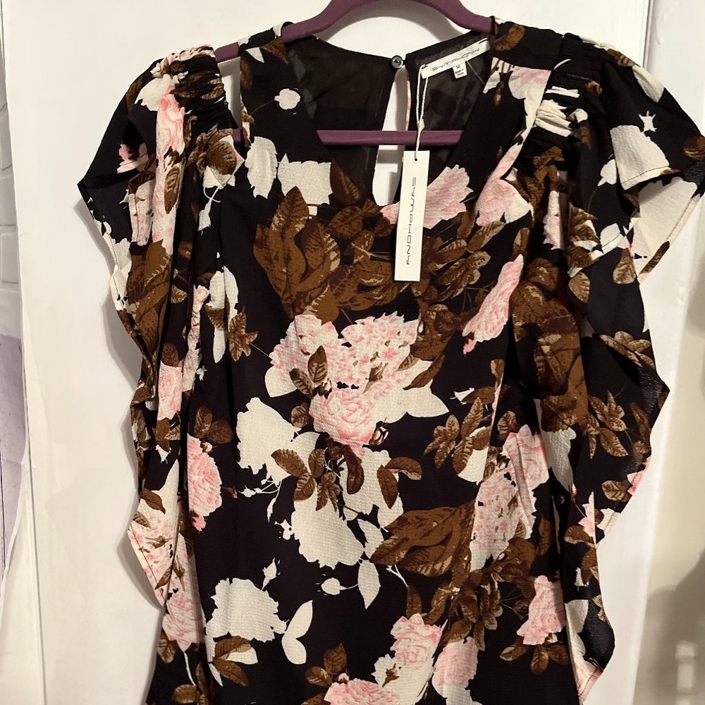 NWT SYMPHONY FLORAL DRESS SZ M